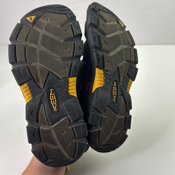 KEEN Men's Dark Brown Outdoor Waterproof Sandals - Picture 7 of 13